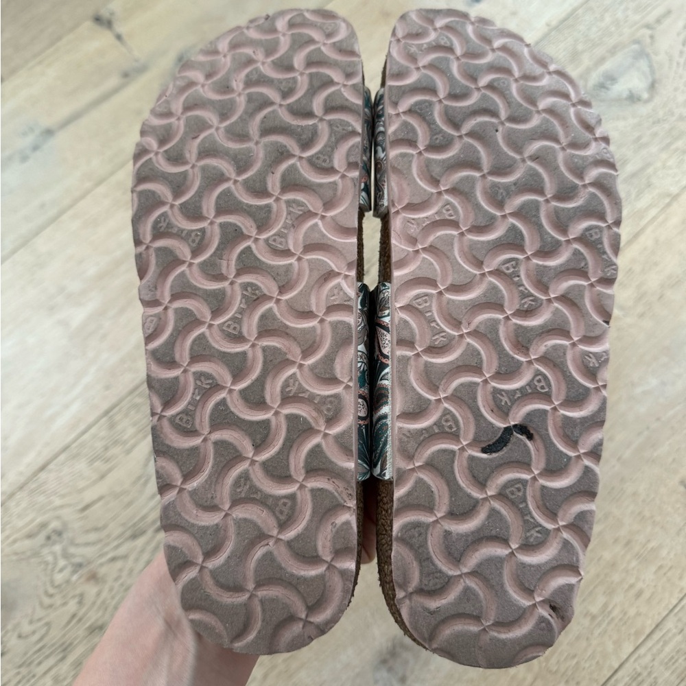 Birkenstock Vegan Floral Sandals - Picture 6 of 6
